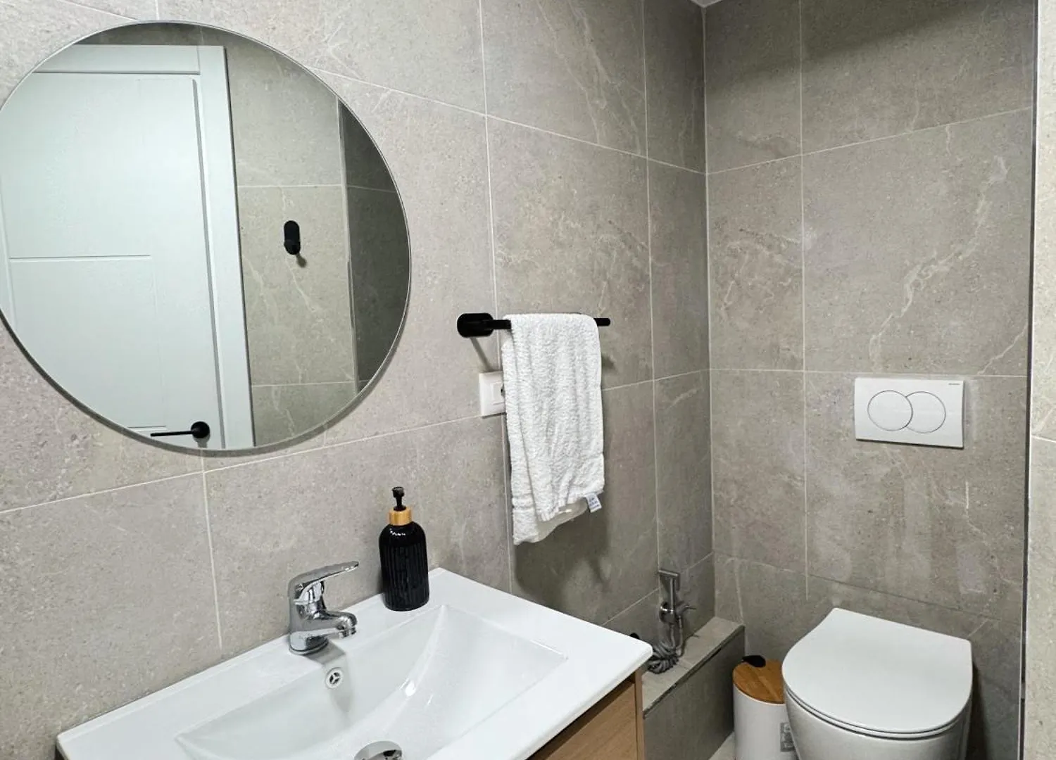 Apartamento Ss Studio Tirana
